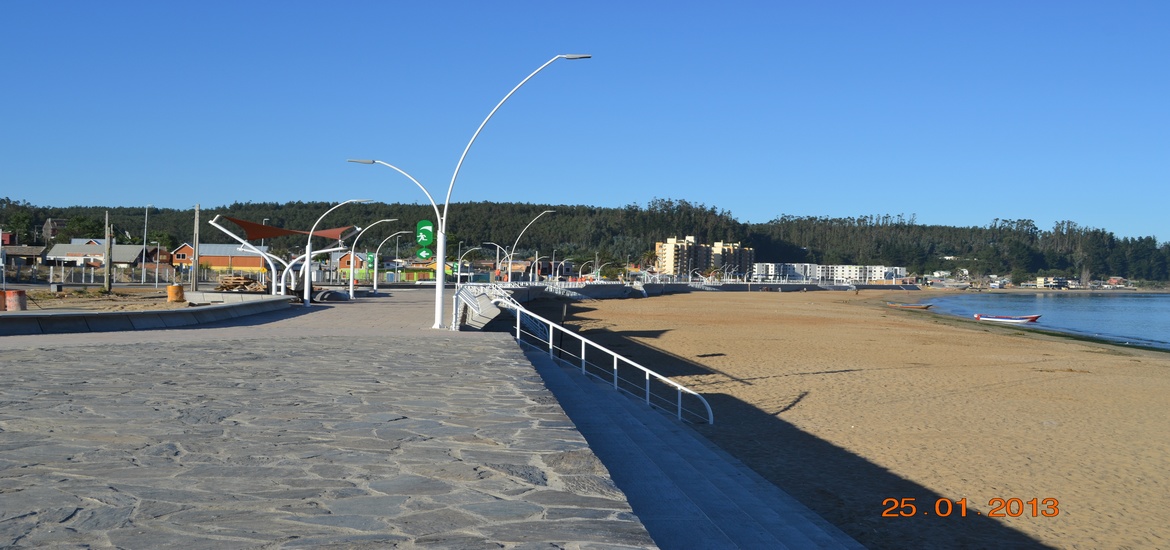 Reconstrucción del borde costero de Dichato